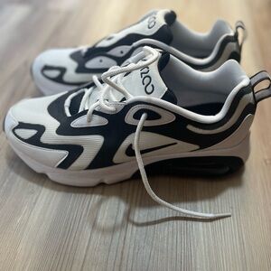 Nike Air Max 200